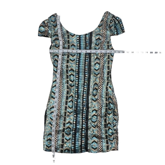XTaren Blue Green Sequin Short Sleeve Mini Dress Size Small Women’s - Picture 4 of 5